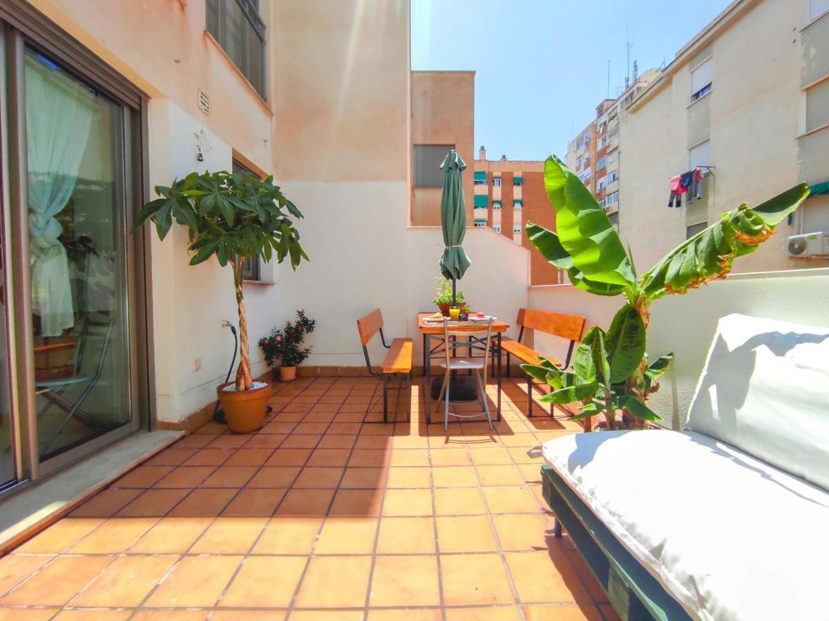 מאלגה Manuela Nogales Apartments! מראה חיצוני תמונה