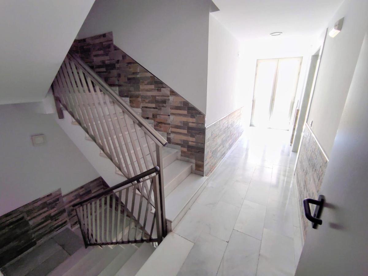 מאלגה Manuela Nogales Apartments! מראה חיצוני תמונה
