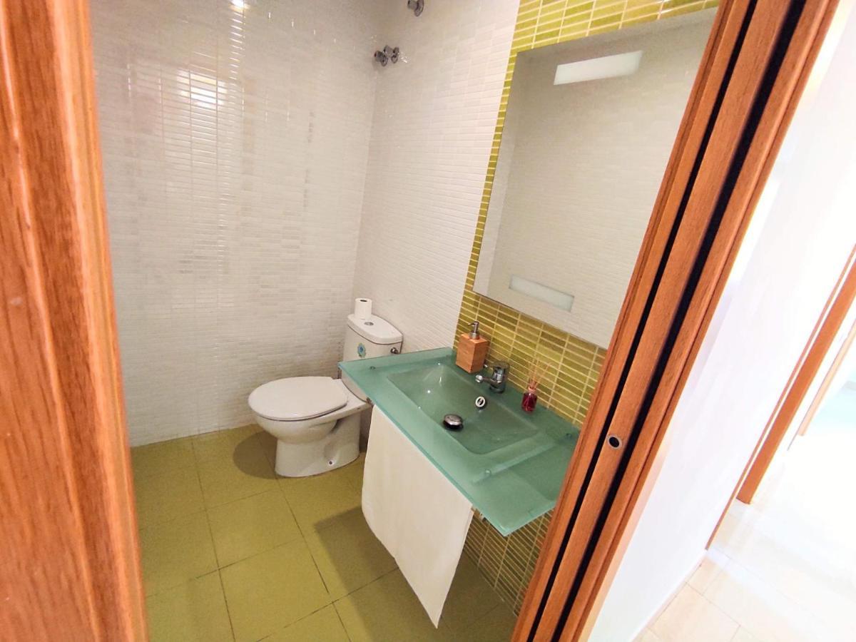 מאלגה Manuela Nogales Apartments! מראה חיצוני תמונה