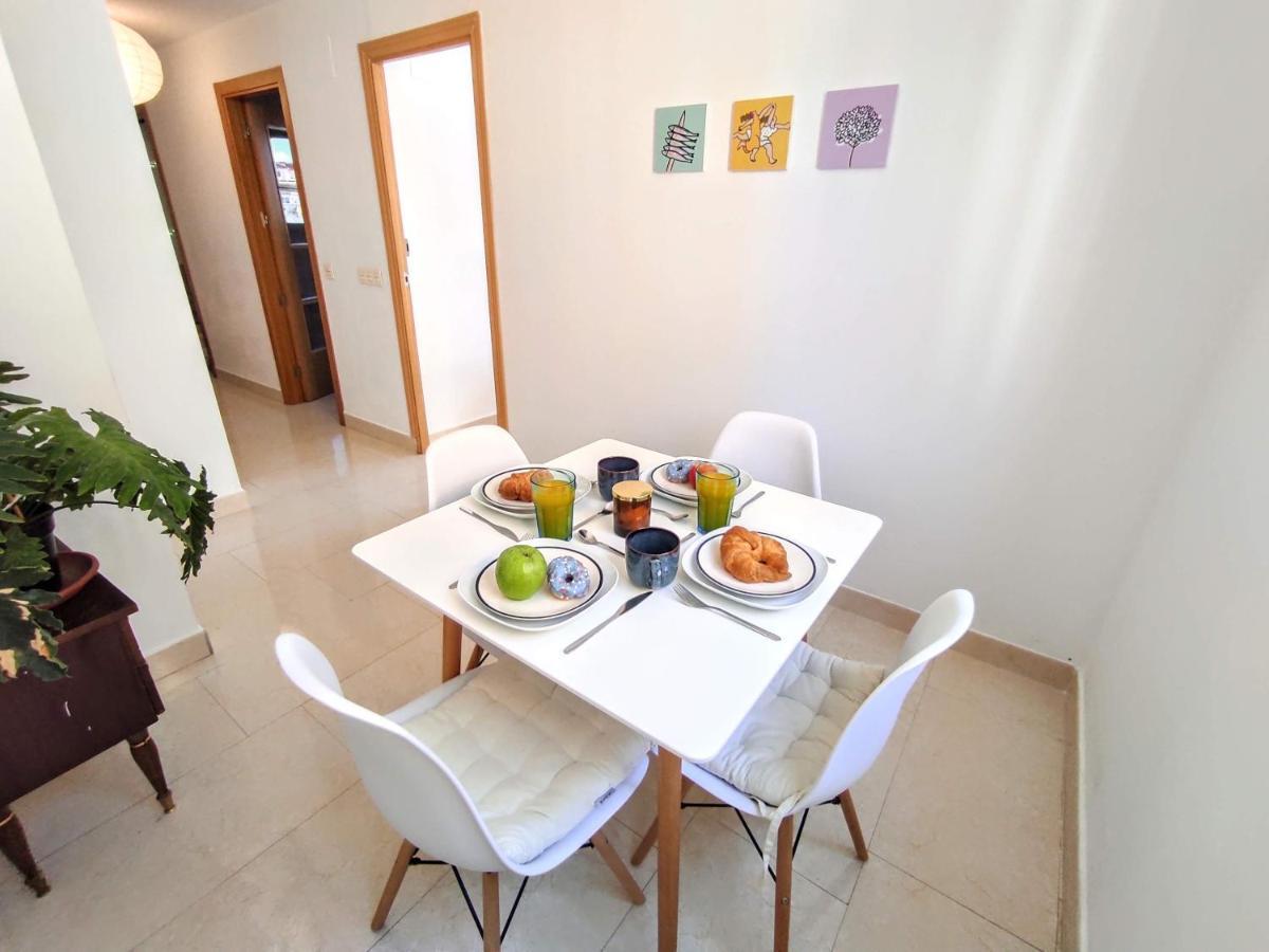 מאלגה Manuela Nogales Apartments! מראה חיצוני תמונה